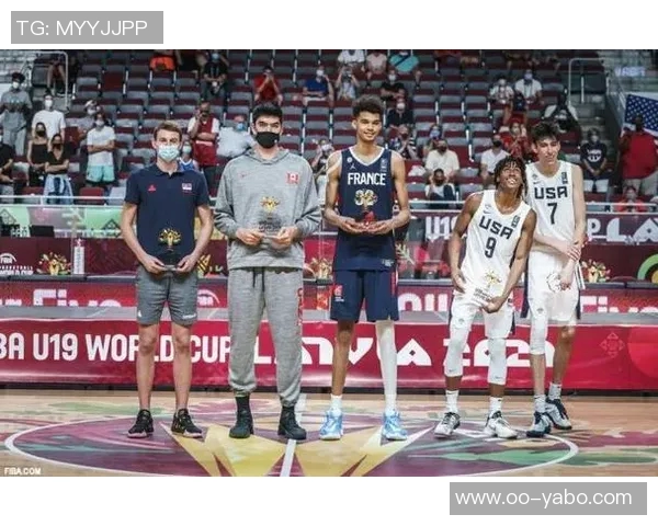 文班谈与霍姆格伦的关系强调两人风格不同不具可比性 文班谈与霍姆格伦的关系强调两人风格不同不具可比性