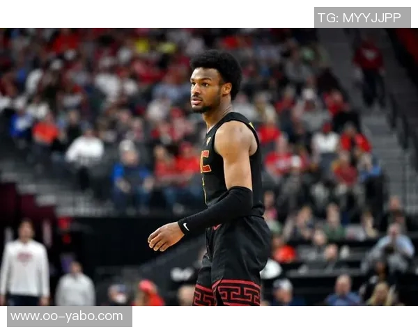 夸梅表示布朗尼若能掌握我的技巧将有机会上ESPN集锦否则应接受批评